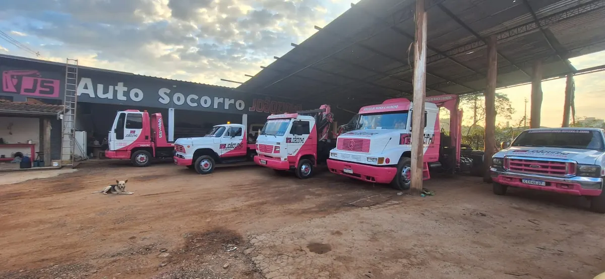 Frota do Auto Socorro Joãozinho na base em Itapira
